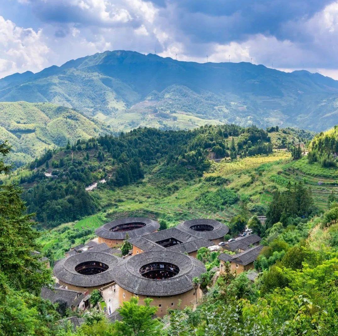福建小吃之旅，小巷深处，一店尽享味蕾盛宴